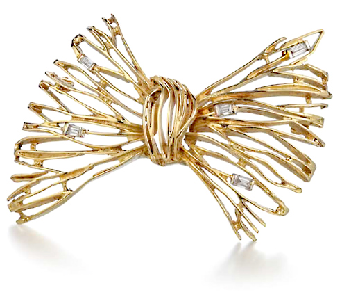 Brooch of 18ct yellow gold John Donald, Brooch of 18ct yellow gold radiating wires set baguette diamonds